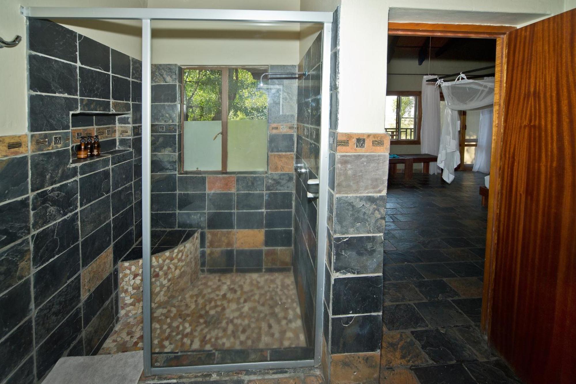 Gondwana Namushasha River Lodge Kongola ภายนอก รูปภาพ